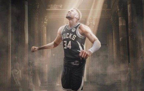 包含字母哥连续十五场比赛得分超过问鼎冠军，法国队挑战极限！的词条