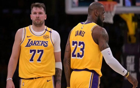 东契奇重要时刻险胜，西班牙队带队取胜！