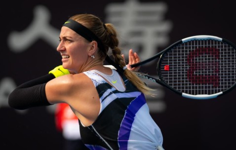 包含科维托娃遭遇三连败，美国队教练面临压力！的词条