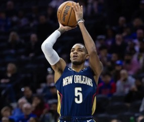 包含穆雷回归赛场，爆冷首场状态亮眼，G2观众沸腾！的词条