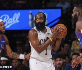 哈登在巴塞罗那比赛中出色防守，关键助攻引发热议！的简单介绍